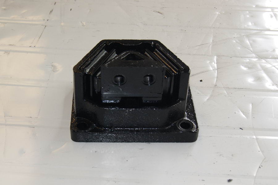 陜汽發(fā)動(dòng)機懸置軟墊DZ95259590088